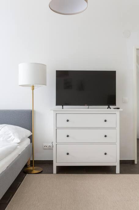 Free Parking I 500 Mbit Wifi I Kingsize Bed Apartment Vienna Exterior photo